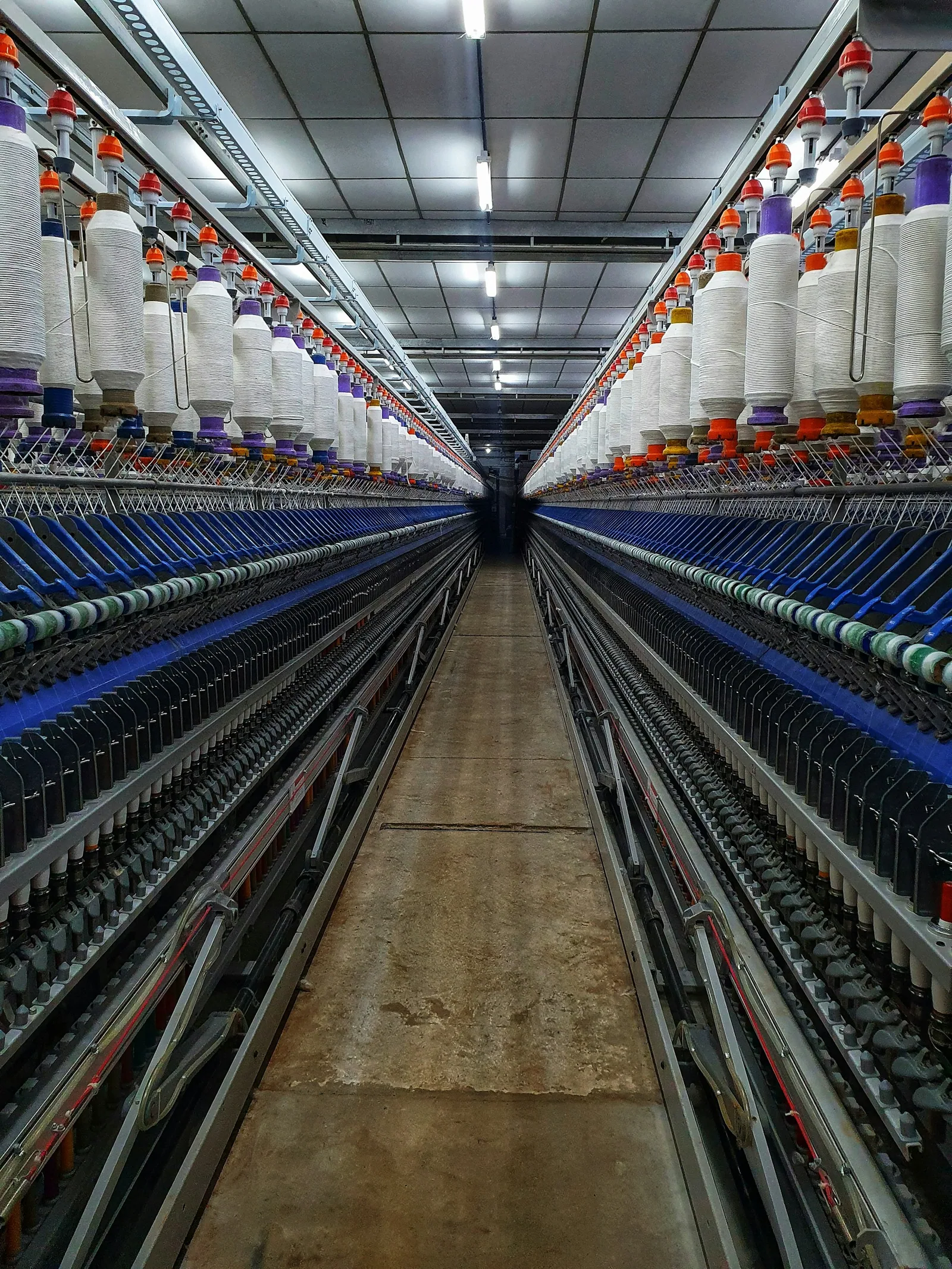 Industrial textile spinning mill
